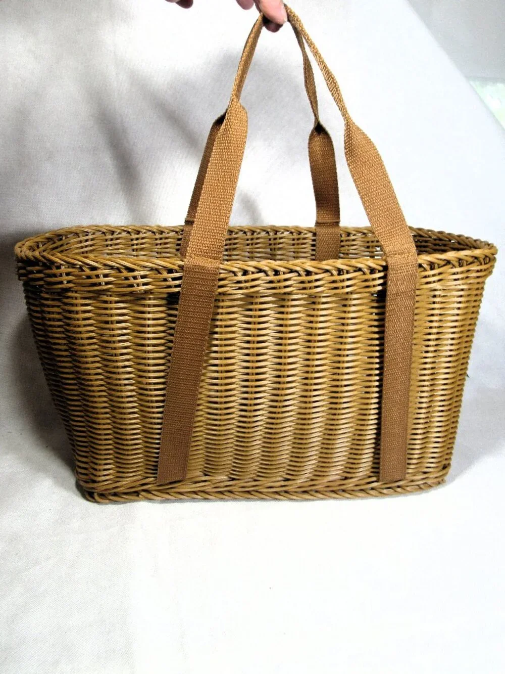 WOVEN BASKET TOTE, 15